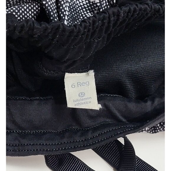 Lululemon Athletica Hotty Hot Womens Patterned Running Shorts Size 6 - Picture 10 of 10